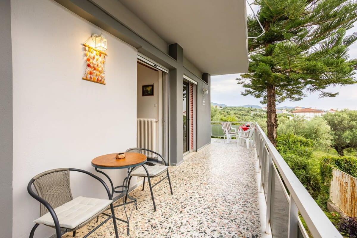 Seaside Family Haven - Avia'S Spacious Getaway 외부 사진